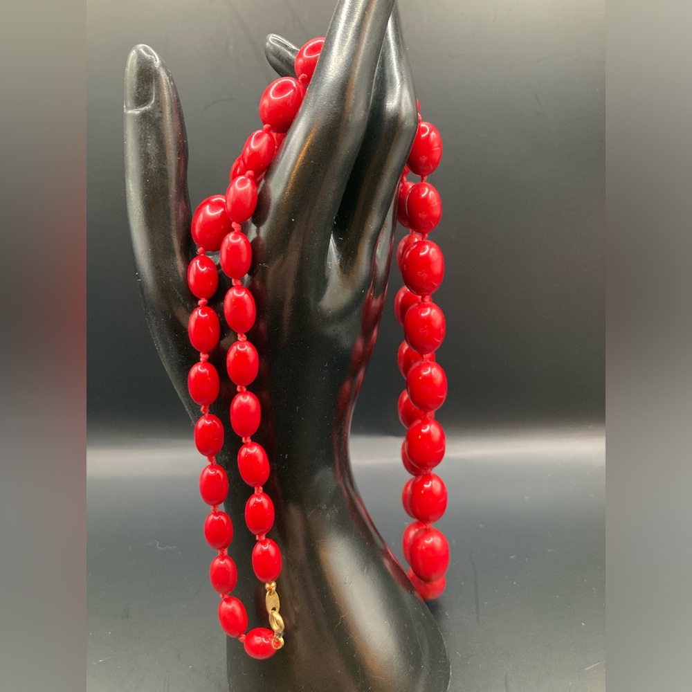 Vintage Trifari Red Acrylic Bead Necklace Not Bakelite